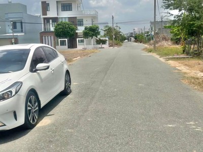 Bán Lô đất Nền 7 X 30 Vị Trí đắc địa Khu Vực Bến Lức - Long An 3