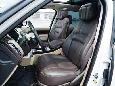 Range Rover Vogue 2