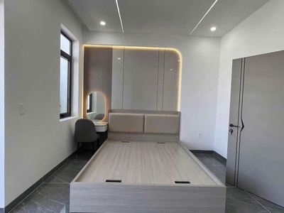 Bán nhà 1 trệt 2 lầu - đường Nguyễn Thị Bảy- TP Tân An- Long An- chỉ 2 tỷ 5 full nội thất, SHR 1