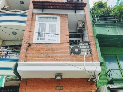Bán nhà mặt tiền Q5 khu KD sầm uất, kết cấu sẵn giá ngon 9.3 tỷ 0