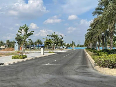 Bán nhanh lô đất nằm ngay trung tâm Long Thành-cách sân bay chỉ 5km-sổ sẵn giá 900tr 1