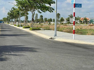 Bán nhanh lô đất nằm ngay trung tâm Long Thành-cách sân bay chỉ 5km-sổ sẵn giá 900tr 4