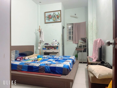 Gấp bán nhà chính chủ 4 tầng đường nguyễn thái sơn hẻm 5m 52m2 1