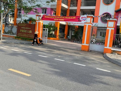 Phúc lợi,long biên 14tỷ 95m vỉa hè rộng,kinh doanh,ô tô đỗ cửa ngày đêm 0