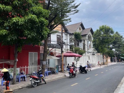 Bán đất tặng nhà   80.1m    14.4 tỷ   số 5 tạ quang bửu, p.5, q.8   ngay chung cư gia việt 0
