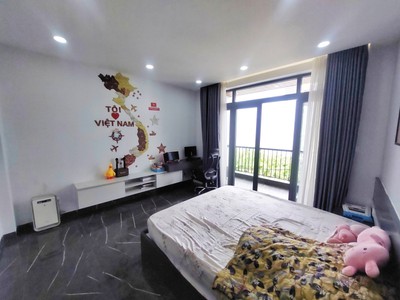 Bưng ông thoàn, phú hữu -  nhà 4 tầng hoàn công đủ, nội thất đầy đủ, xe hơi vào nhà, giá 7,2 tỷ 2