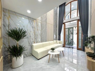 Bán nhà trịnh văn bô 36m2x5t,ô tô vào nhà,100m ra mặt phố,4 ngủ, giá 6.5 tỷ 2