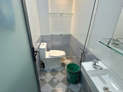 Nhà mới 3 mặt hẻm, nở hậu đường phạm thế hiển p5q8. giá 4,45 tỷ tl 4