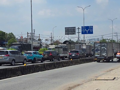 Bán nhà mặt tiền 38x105m giá 88 tỷ đường quốc lộ 1a 0