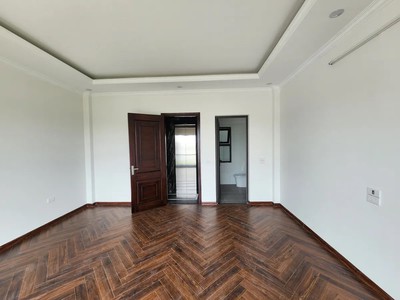 Bán nhà phố hoa lâm 45m2 6 tầng, mt 4.8m, ô tô đỗ cạnh nhà, bạt ngàn tiện ích 8.x tỷ 2