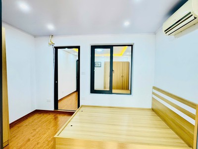 Bán căn tt t2 phố giải phóng, ô tô đỗ, tòa mới, nhà đẹp, 100m, 3 ngủ, 2wc, 4.3 tỷ 3
