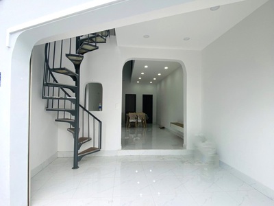 Bán nhà 2 tầng bình chiểu thủ đức   73m    ô tô ngủ trong nhà   đường xe tải 6m   chỉ 3.8 tỷ 0