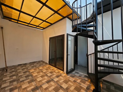 Nhà mơi full nội thất phố ngọc lâm 40m2 x  6 tầng mặt tiền 4m, 8.3 tỷ long biên. 1