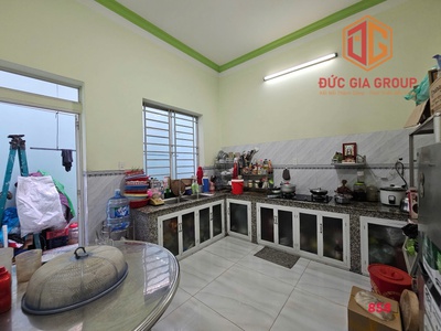 Bán nhà đẹp 1t1l 1 sân thượng, n2 d2d, gần á châu giá siêu rẻ, chỉ 6,5 tỷ 2