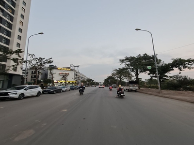 Tái định cư gia lâm, gần hồ điều hòa, đường trục chính. 35m2 giá đầu tư. lh 0989894845 0