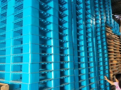 Pallet nhựa giá tốt nhất tại Thủ Đức 8