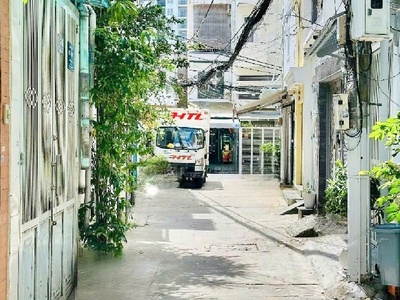 Bán nhà q10- ngang 8m- thu nhập 3.6 tỷ/5năm- hẻm xe tải thành thái- 5 tầng 11 phòng: nhỉnh 17 tỷ 1