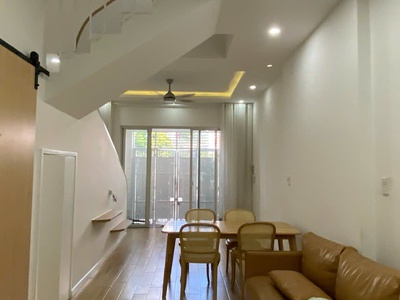 Hạ giá bán nhanh chỉ còn 4,9tỷ bán nhà 3 tầng   khu tđc vcn phước hải   trung tâm nha trang dt 0