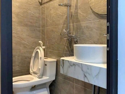 Bán nhà phân lô phạm văn đồng 59m x 6 tầng, mt 5m, dân xây, ô tô đõ cửa, 2 thoáng, full nội thất, 3