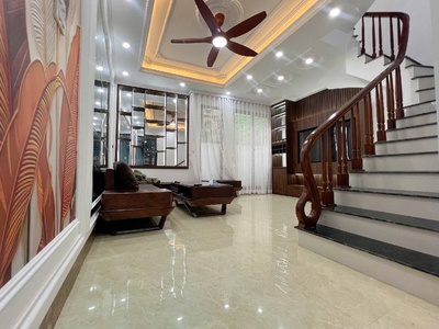 Cầu giấy 8 tỷ 650-34m-6 tầng 3 ngủ full nội thất ô tô tránh 10m 1