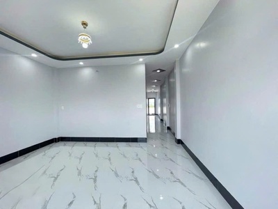 Chỉ 1 tỷ 790 nhận nhà 4