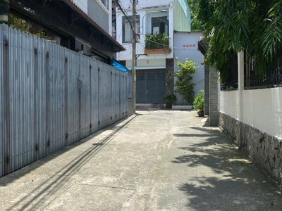 Lô đất đẹp 94m2 hẻm xe hơi gần chợ tam hà tô ngọc vân tam phú, 5.2 tỷ 0