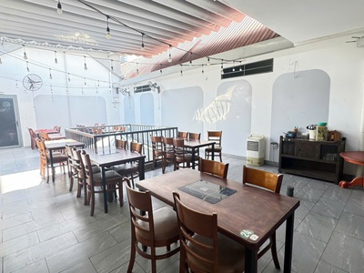 Bán nhà mặt tiền , lô gốc tân quy quận 7  270m2 , 2 lầu , ngang hơn 10m 67 tỷ 1
