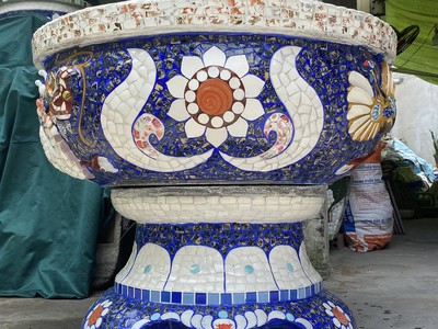 Chậu Long phụng , đắp miểng cẩn sành sứ . chuyên chậu cảnh các loại 9