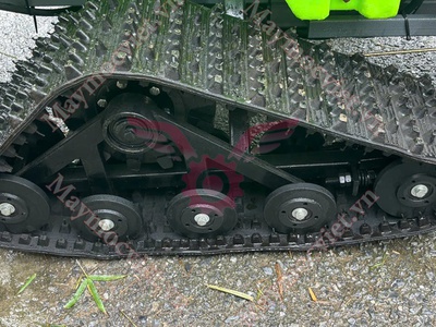Xe phun thuốc di động ngồi lái 12Hp Turbo PT300 giá rẻ 1