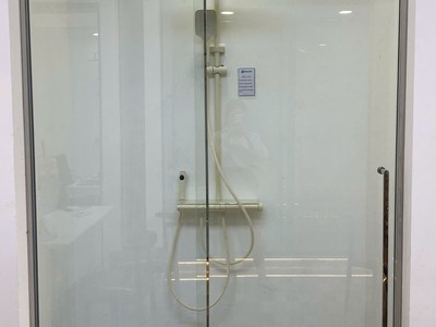 Carbin tắm kính 4