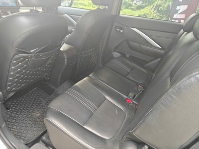 Xe: Mitsubishi Xpander Premium 4