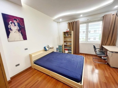 Bán nhà ngõ 1395 Giải Phóng, SĐCC 33m2 x 5 tầng, gần phố 3