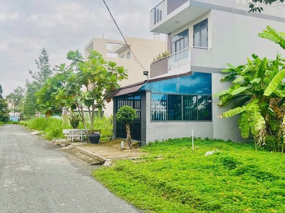 Chính chủ bán đất mặt tiền trung tâm Thành phố Tân An - Phường 4 Long An 100m2 1T2 SHR 1