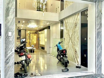 Bán nhà 7 tầng, thang máy tại ngọc thụy   long biên, 0