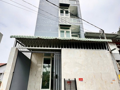 Bán nhà 4 tầng hxh gần mặt tiền thạnh xuân, ngang 5.5m hiếm, 74m2, 5pn ở ngay, nhỉnh 5tỷ 0
