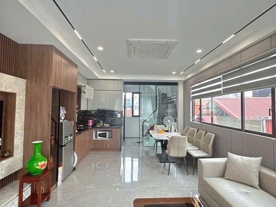 Bán nhà đẹp nguyễn sơn - lô góc 2 mặt thoáng - gara ô tô - thang máy 1