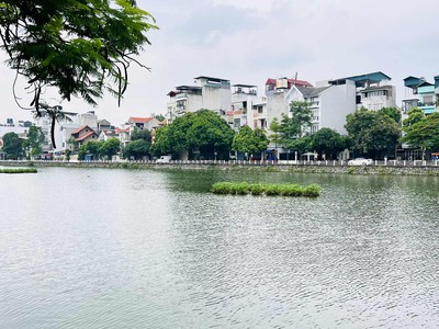 Bán nhà lô góc mặt phố long biên, 100m x 7 tầng, mặt tiền 5.8m, view hồ, ôtô tránh, kinh doanh 0