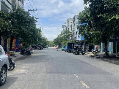 Mặt tiền kinh doanh sầm uất   khu tên lửa   3 tầng   nhỉnh 7 tỷ 3