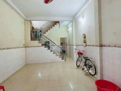 Mặt tiền kinh doanh sầm uất   khu tên lửa   3 tầng   nhỉnh 7 tỷ 2