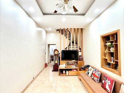 71m2 vũ tông phan ô tô đỗ cửa - gần phố - nhà tự xây kiên cố - chỉ 13.3 tỷ 0