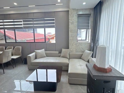 Bán nhà đẹp nguyễn sơn - lô góc 2 mặt thoáng - gara ô tô - thang máy 3