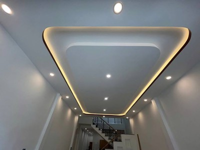 Bán nhà mặt tiền kinh doanh tôn đản   2 tầng, 90m2, đường 7m5, lề 3m    chỉ 5.45 tỷ 0