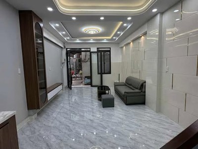 Nhà đường ông ích khiêm phường 14 quận 11. 1
