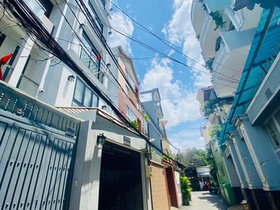 Nhà hxh đường nơ trang long phường 7 quận bình thạnh. 0