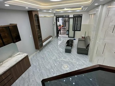 Nhà đường ông ích khiêm phường 14 quận 11. 2