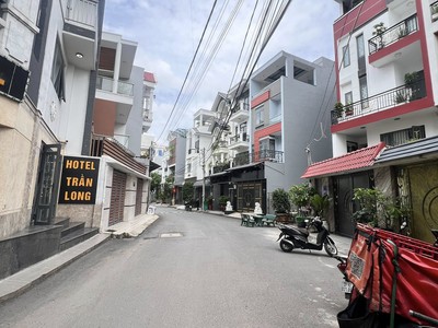 Đất ngay cầu an lộc, 300m sang nguyễn oanh gò vấp, đường to 12m 0
