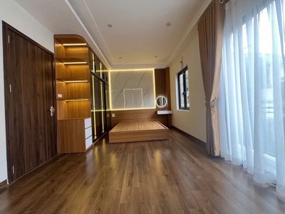 Bán nhà nguyễn văn cừ 45m2 6t, thang máy, ô tô đỗ cạnh nhà, cạnh bv tâm anh - 11.x tỷ 3
