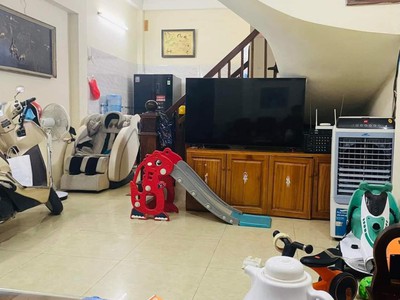 Bán nhà 4 tỉ nguyễn trãi 40m2, 4 tầng, mặt tiền 4.3m 3
