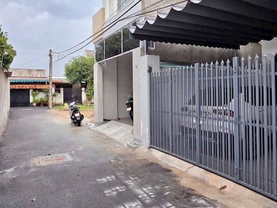 Bán đất ngay ngã tư tân phong, sau pccc, đường nhựa 5m chỉ 2tỷ490 1