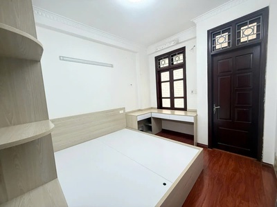 Bán nhà kim ngưu 33m2.  5 tầng. mặt tiền 3.1. giá 7.9 tỷ hai bà trưng hà nội 3